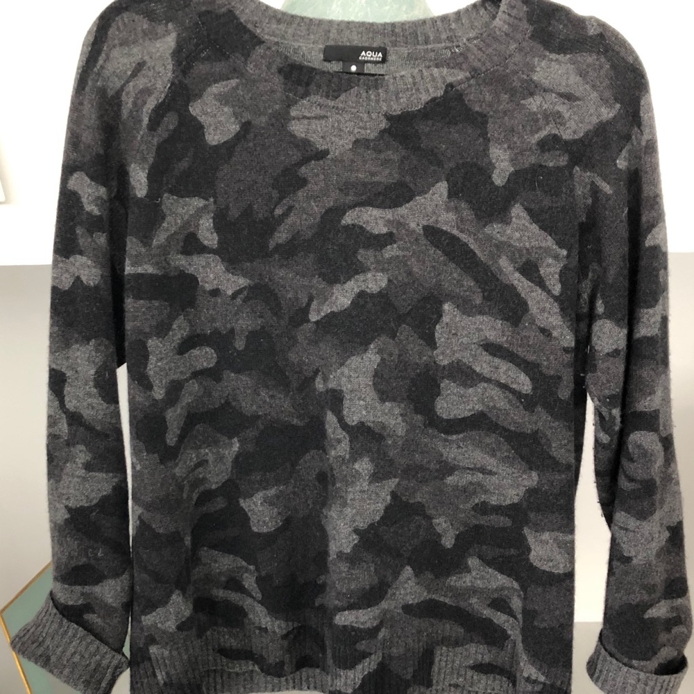 Aqua Women’s Sweater